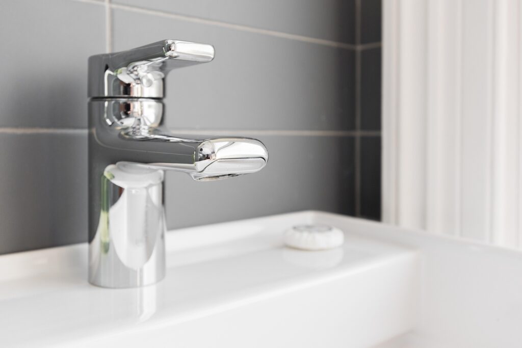 Emergency plumbing service